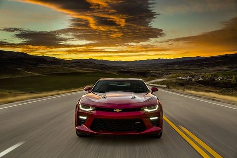 Das Chevrolet Camaro Coupé V8 kostet mindestens 45.900 Euro
