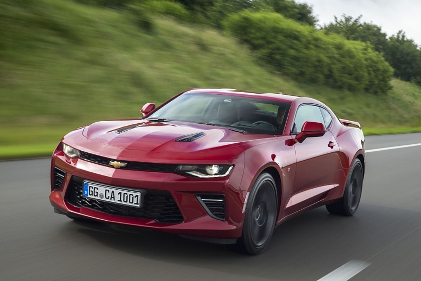 Das Chevrolet Camaro Coupé V8 wiegt 1.659 Kilogramm