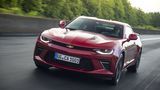 Die Architektur des Chevrolet Camaro Coupé stammt vom Cadillac CTS / ATS