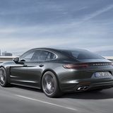 Bis zu 306 km/h ist der Porsche Panamera Turbo schnell.