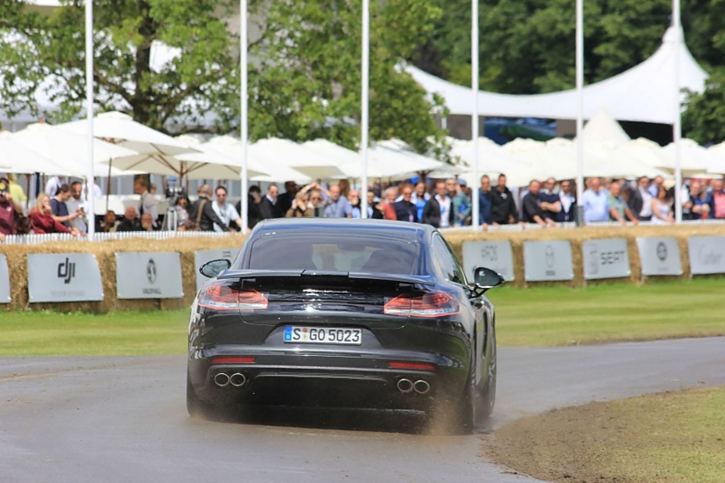 Auf dem Festival of Speed in Goodwood war er noch leicht getarnt.