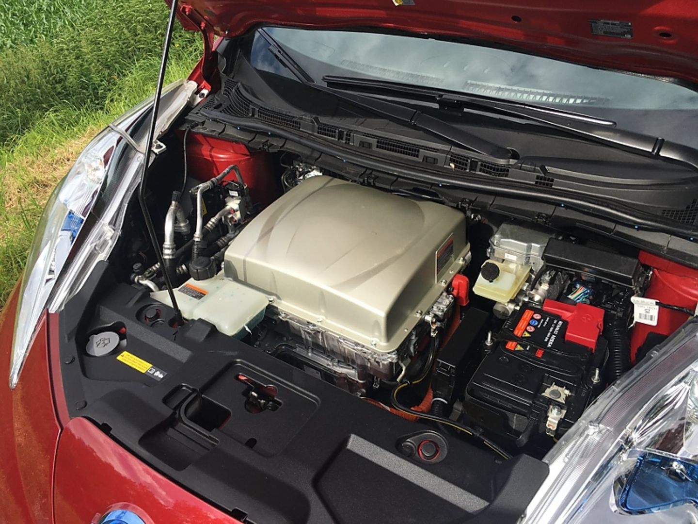 Der Elektromotor des Nissan Leaf Jahrgang 2016