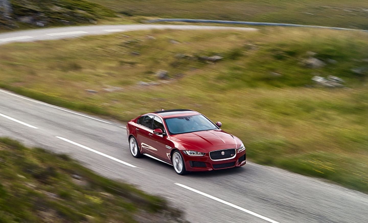 Jaguar XE S - 250 km/h Höchstgeschwindigkeit für rund 75.000 Euro