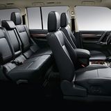 Mitsubishi Pajero 3.2 Di-D - sieben Erwachsene können ggf. mit