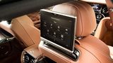 Bentley Mulsanne Speed - die Tablets fahren elektrisch aus und lassen sich entnehmen