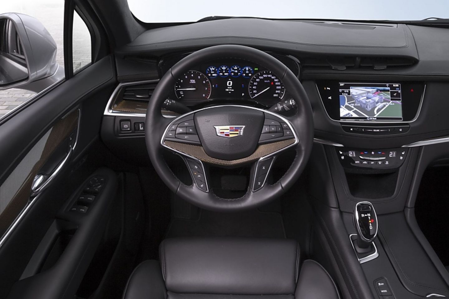 Das Cockpit des Cadillac XT5.