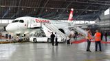 Bombardier CS100 von Swiss im Hangar