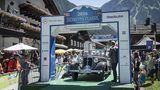 Eine Shelby Cobra zerfetzte einen solchen Teppich