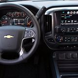 Das Cockpit des Chevrolet Silverado 5.3 V8 4WD