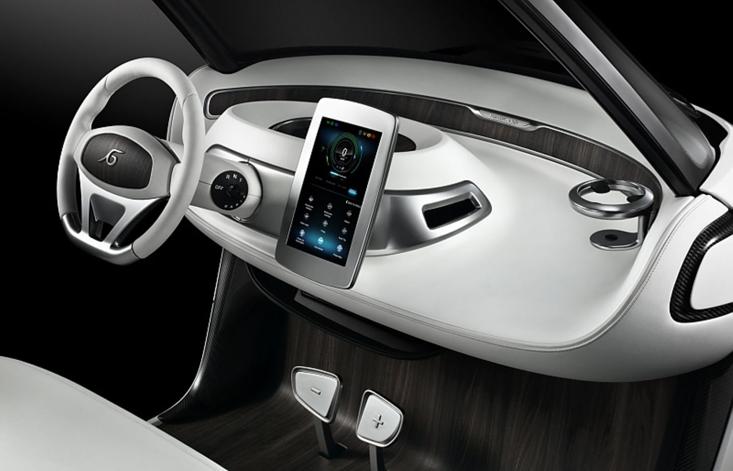 Mercedes Golf Cart by Garia - mit Hightech-Bedienung