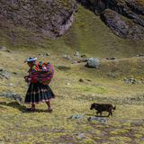 Wandern am Rainbow Mountain in Peru