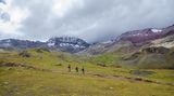Wandern am Rainbow Mountain in Peru
