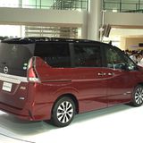 Nissan Serena S-Hybrid 2016 - 4,70 Meter lang