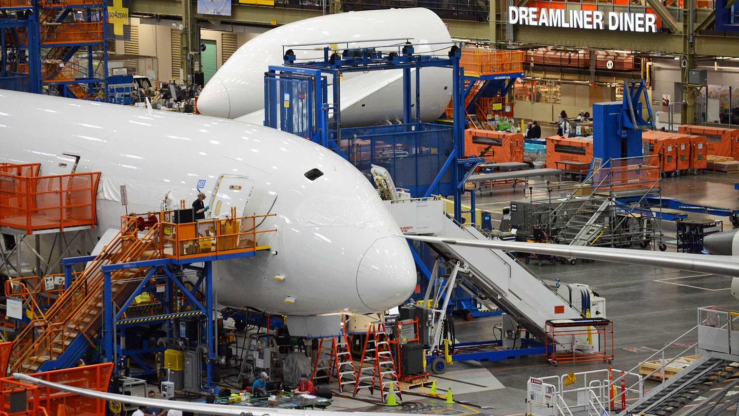 Produktion des Dreamliners in Everett