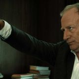 "Hier in Nürnberg waren die Kaiser, da hat man sich in München noch mit Knödeln beworfen": Der von Stefan Merki gespielte Polizeipräsidenten Dr. Kaiser ist mit Leib und Seele Franke. Im echten Leben ist Merkt Schweizer.