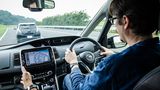 Nissan ProPilot 1 - Autobahnassistent in Serena und Qashqai