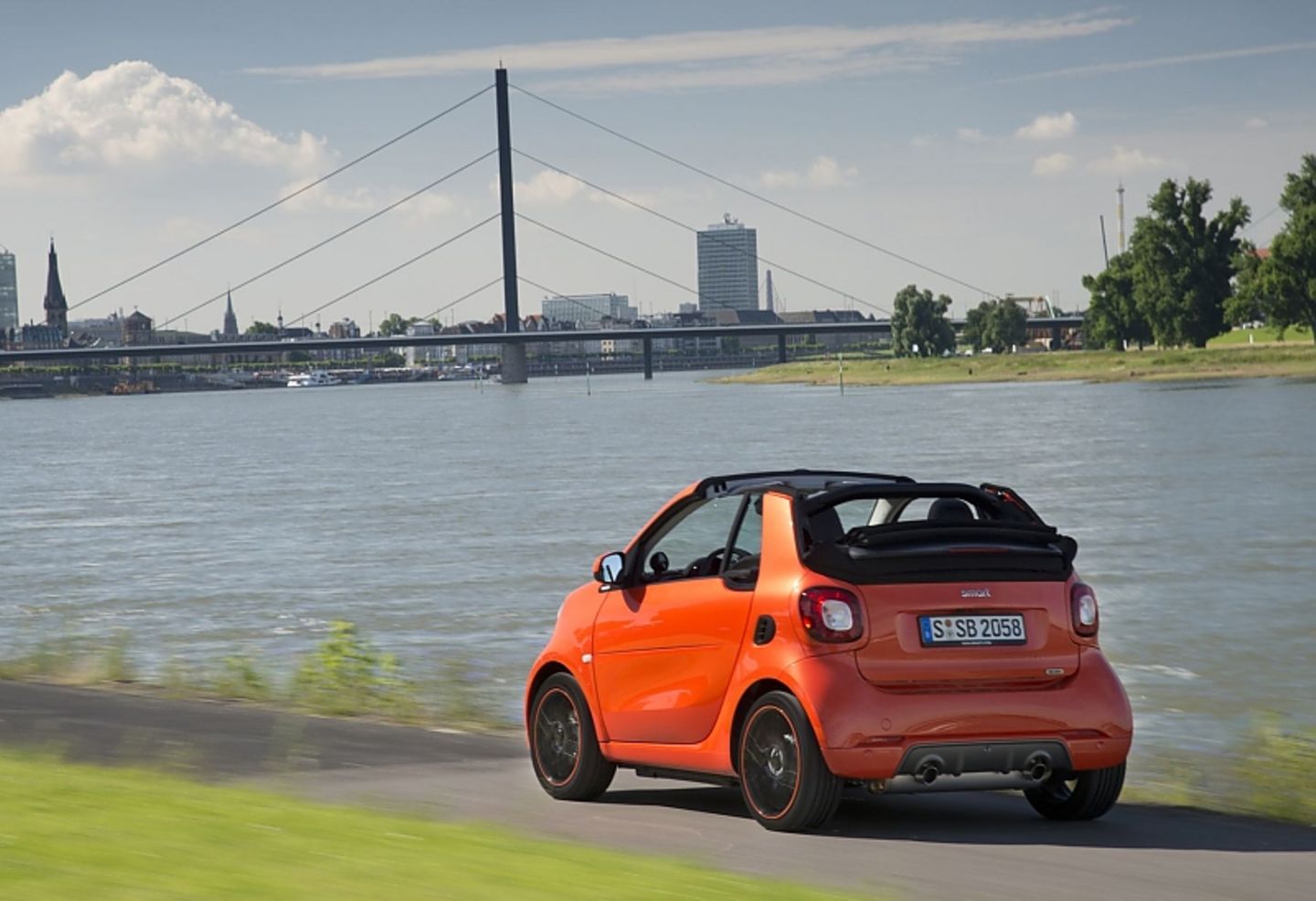 Das Brabus Smart Fortwo Cabrio kostet mindestens 22.970 Euro
