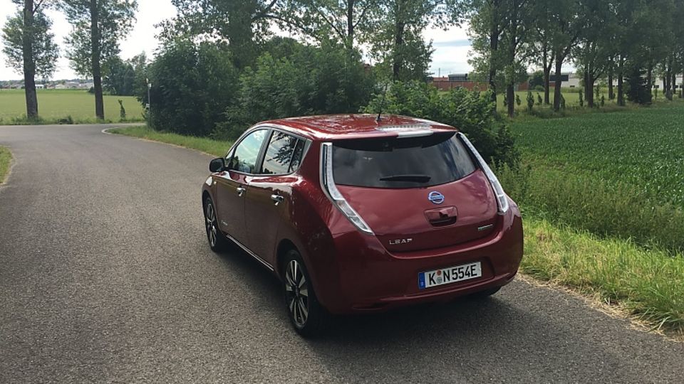 Nissan Leaf Jahrgang 2016 mit 250 km Reichweite