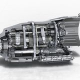 Das neue Achtgang-Doppelkupplungsgetriebe wird auch beim Hybrid-Panamera zum Einsatz kommen.