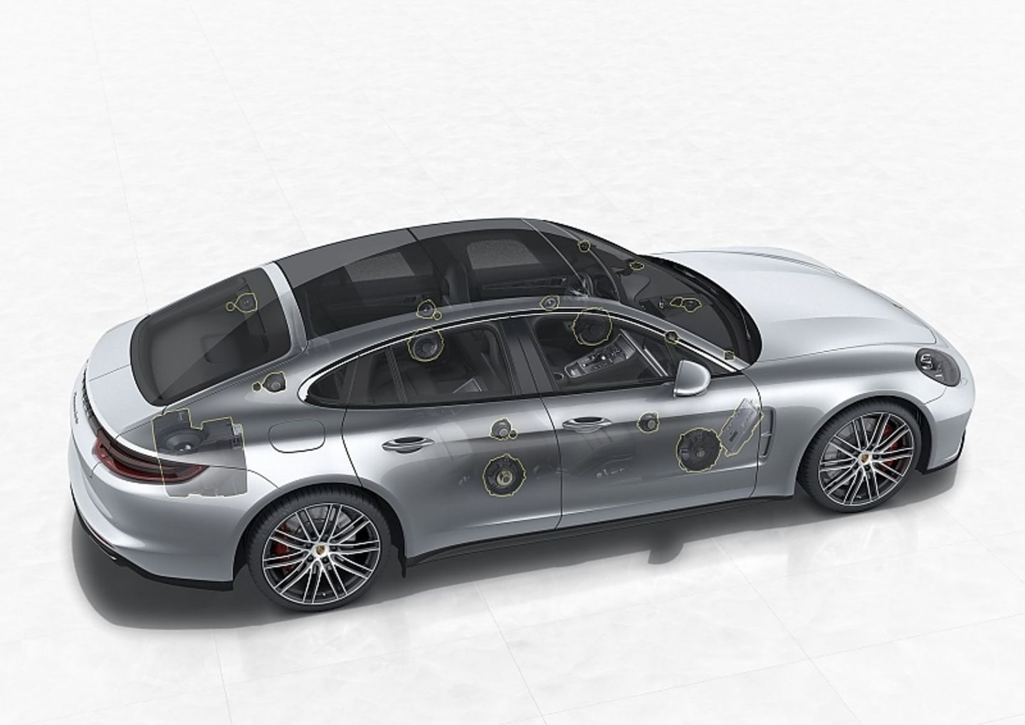 21 Lautsprecher sorgen für ein wahres Orchester-Gefühl im neuen Porsche Panamera.