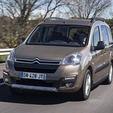 Er ist 4,38 Meter lang,...