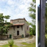 Mit drei Acres Land, Panoramablick kostet dieses Traumhaus in Roquecor 285.000 Euro.