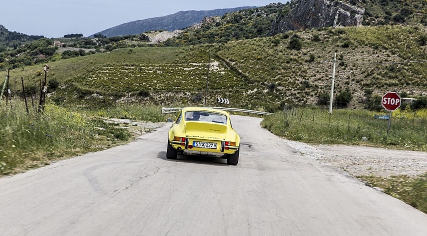 Das Porsche 911 RS 2.7 Coupé lässt sich entspannt fahren