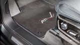 Abt Audi QS7 - selbst die Fußmatten sind im Abt-Look