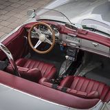 Zwei Plexiglas-Steckscheiben schützen die Insassen