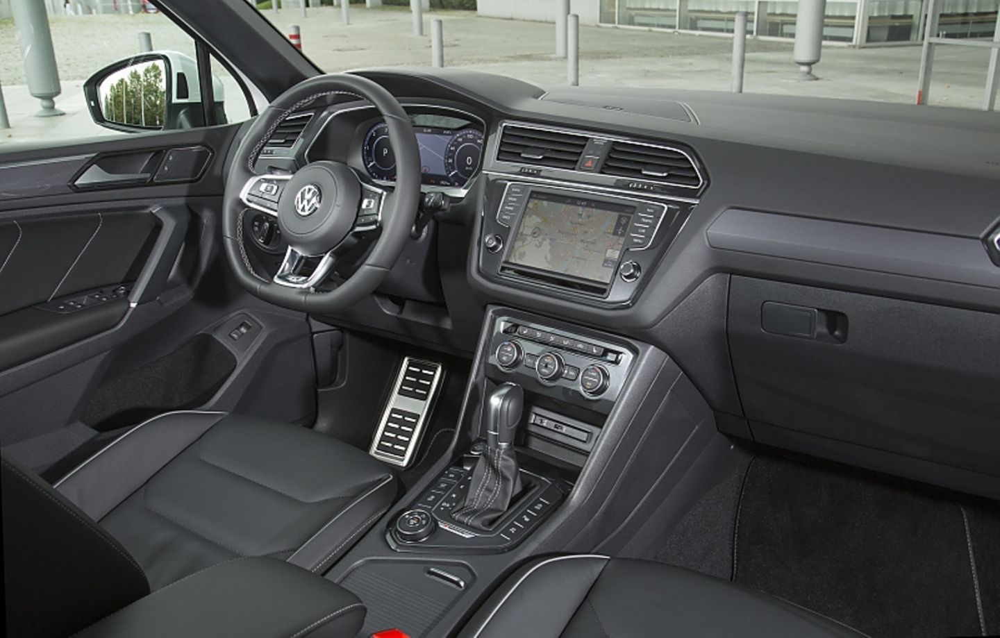 VW Tiguan 2.0 BiTDI 4motion - klar und aufgeräumt, aber etwas lieblos