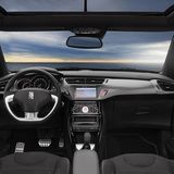 Das Cockpit des DS3 Cabrio.