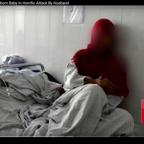 Die 21-jährige Frau aus Afghanistan wurde von ihrem Ehemann, seiner Mutter und Schwester schwer misshandelt