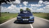 Der Alpina B7 tritt dank des maximalen Drehmoments von 800 Newtonmetern mächtig an