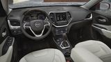 Das Cockpit des Jeep Cherokee 2.2 Multijet Overland