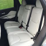 Genügend Platz auf der Rückbank des Jeep Cherokee 2.2 Multijet Overland