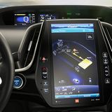 Acht Zoll misst der Touchscreen in der Mittelkonsole.