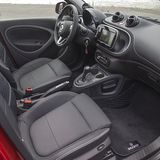 Die Ledersitze vorne sind bequem