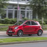 Beim Antritt ist eine Atempause des 900-Kubikzentimeter-Dreizylinder-Turbo-Motors zu spüren.