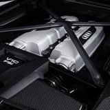 Der V10-Mptor leistet 449 kW / 610 PS