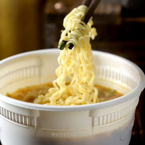 Instant Nudeln: Industrie-Ramen schwer verdaulich