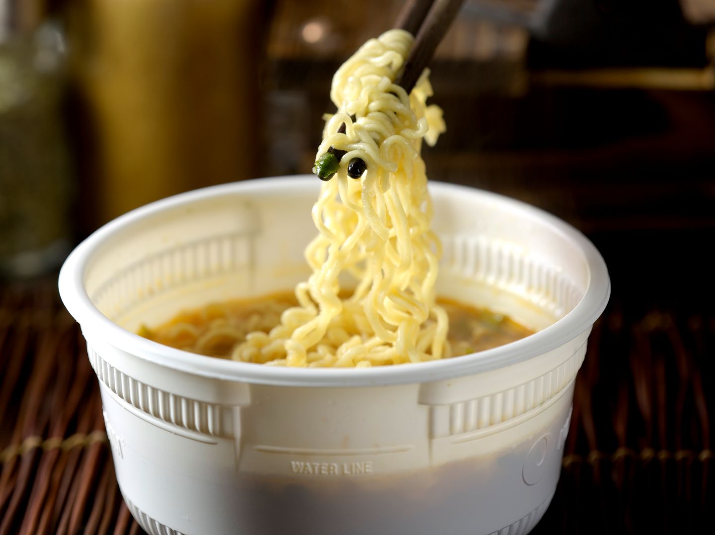 Instant-Nudeln: So ungesund ist Industrie-Ramen wirklich | STERN.de