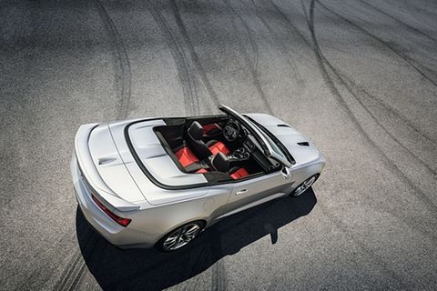Das Camaro Cabriolet wiegt 1.659