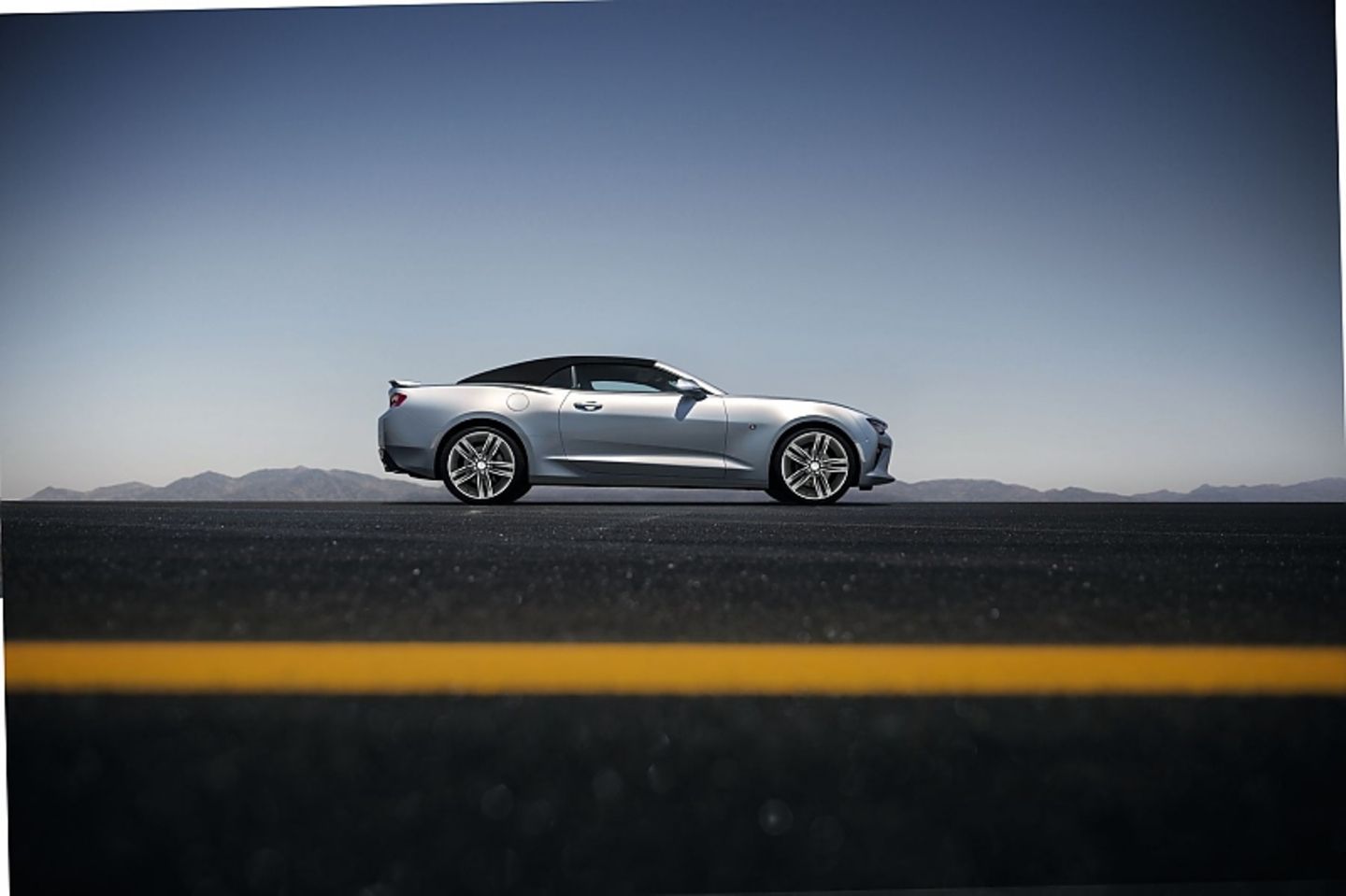 Das Camaro Cabriolet ist 4,79 Meter lang
