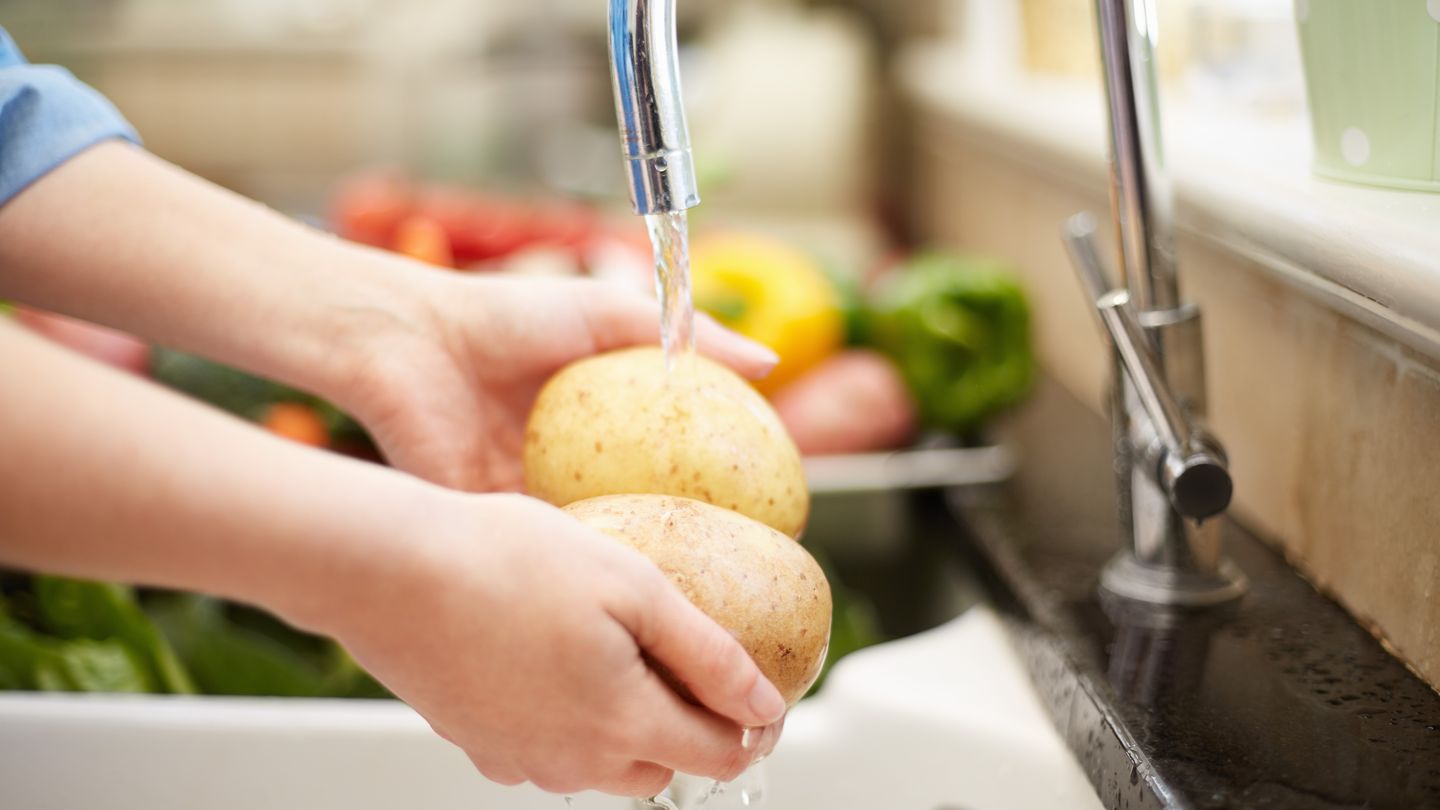 Kartoffel reinigen