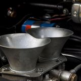 Das Triebwerk will gedreht werden und kreischt dann infernalisch