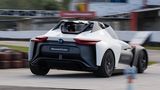 Überraschend komfortabel fährt es sich im neuen Nissan BladeGlider.