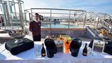 Champagnerbar an deck der Queen Mary 2
