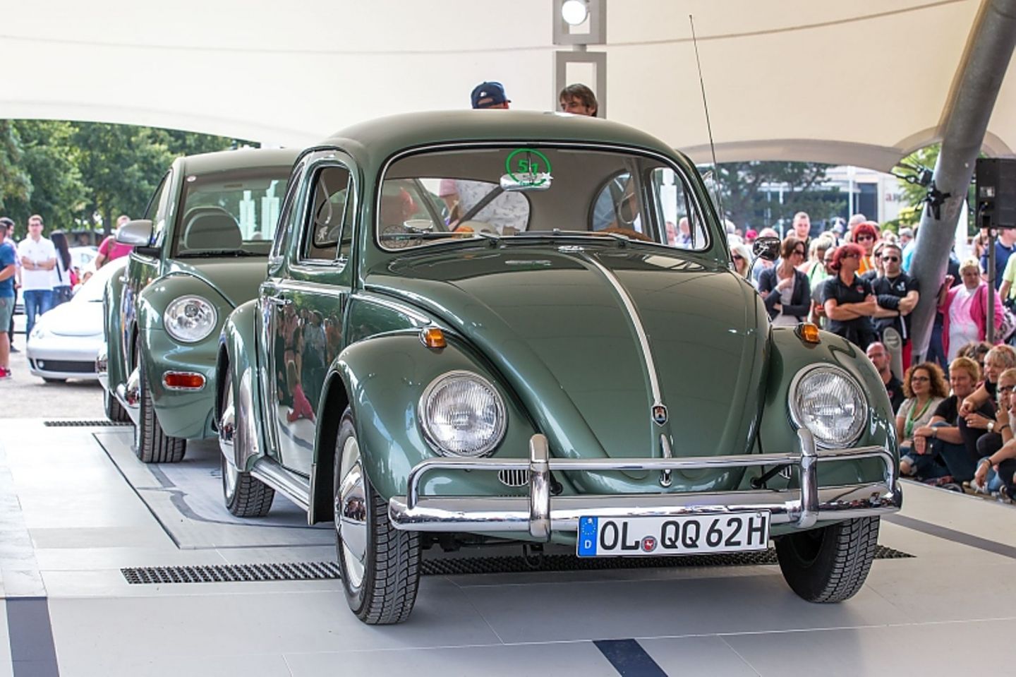 Klassisch trifft aktuell - ein schickes Brüderpaar