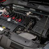 Der V6-Motor aus dem Passat R36 leistet 300 PS