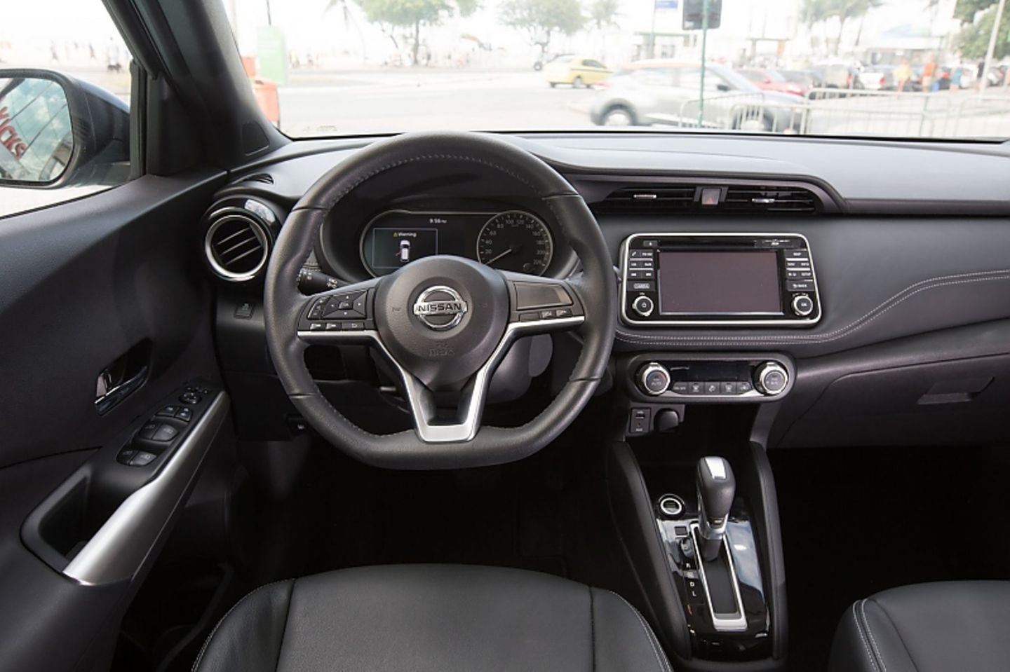 Das Cockpit des Nissan Kicks.